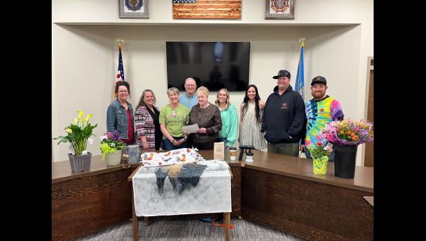 Left to right: Deanna Kammerer, Nanna’s Mercantile; Stephanie Volmer, Out West Quilts and Fabric; Dan and Cindy Hauk, 4th Avenue Floral; Ashton Swift-Small Town Glo; Grace McDonnell, Stompin’ Grounds; Zach Hoffman and Kyle Barber, Wakin’ Bacon. Courtesy Photo