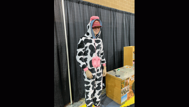 Colby Olson ... getting in the mooood. Photo courtesy Elke King