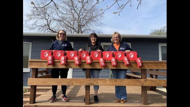 Eight life saving AED’s for Faith Area ... Katrina Collins - Faith EMT member, Michele Hulm - Ladies Medical Organization, and Kris Escott - Faith Ambulance Director/EMT shown here with new AED’s. Photo courtesy Jon Collins