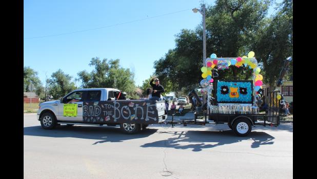 PHS Homecoming | Pioneer Review