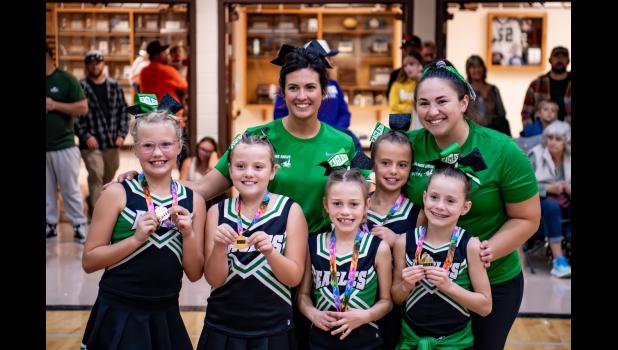 Spirit Award Cheerleaders: Brea Buchholz, Claire Fitzgerald, McKinley Anderson, Nora Brech, Pruitt Ruland along withCheer Coordinators: Denise Buchholz and Cheer Coach: Marit Mayer. Courtesy Photos